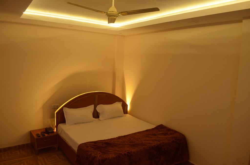 Assi River Guest House Βαρανάσι Δωμάτιο φωτογραφία